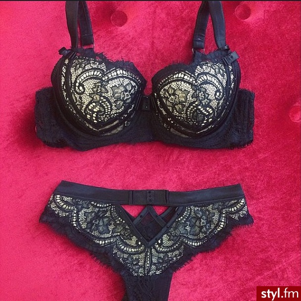 Komplety Bielizna Moda