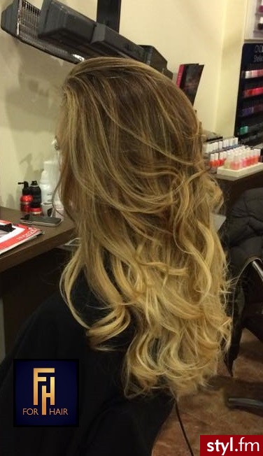 http://forhairsobieski.pl/ SOMBRE OLAPLEX WARSZAWA DOBRY FRYZJER - Rozpuszczone Kręcone Na co dzień Długie Fryzury