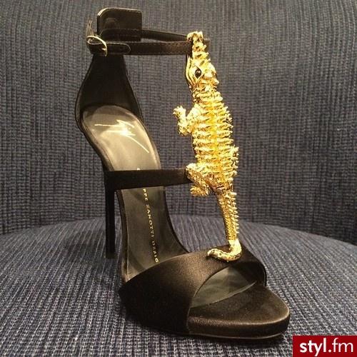 Szpilki Buty Moda