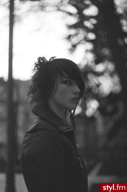 EMO Alternatywne Średnie Fryzury