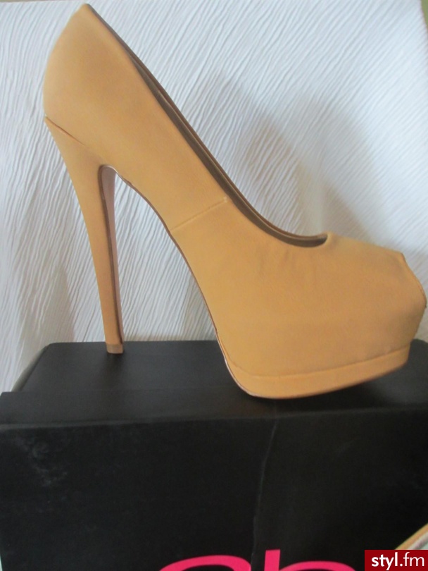 Szpilki Buty Moda