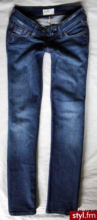 rurki proste LEE. Pobrano ze strony: http://moda.allegro.pl/item1046862891_rurki_proste_lee_xxs_xs_w24_24_25_w25_super_niskie.html - Moda uliczna Inne Moda