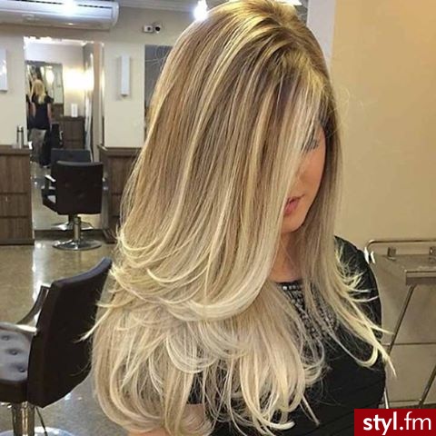 Blond Rozpuszczone Kręcone Na co dzień Długie Fryzury