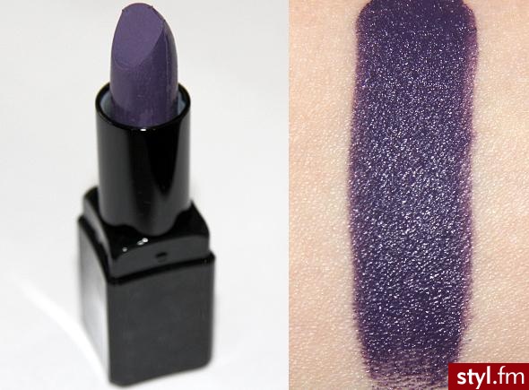 Illamasqua Lipstick - Kontrol - Wieczorowe Makijaże