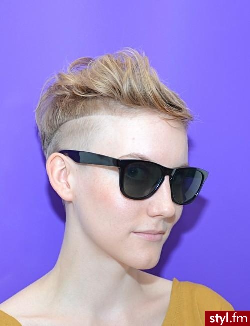 Blond Tribale - wzory na głowie Alternatywne Krótkie Fryzury