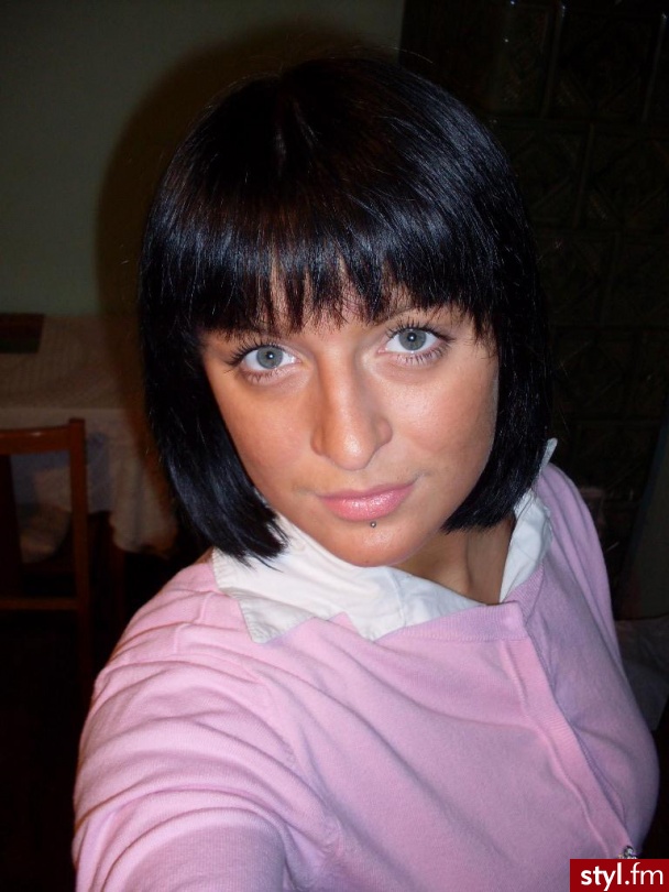 Średnie Fryzury