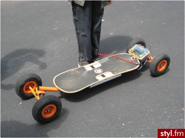 electric skateboard;> - Misz-masz