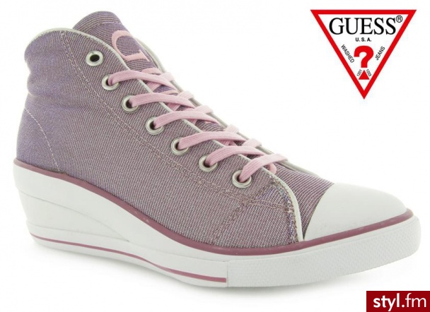 Guess FIONA GLITTER FABRIC ACTIVE ROSE - Koturny Buty Moda