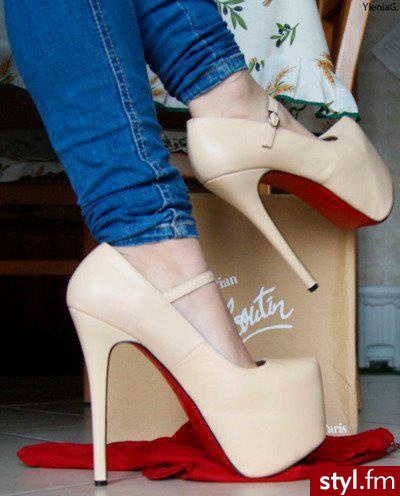 Szpilki Buty Moda