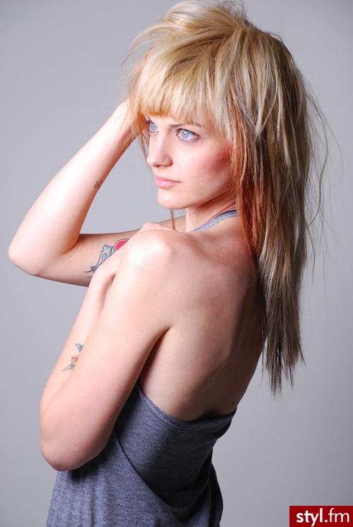Średnie Fryzury