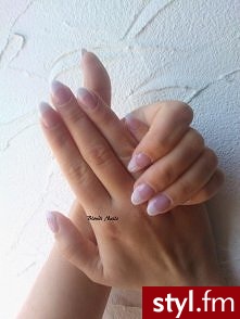 Blondi Nails - Migdałki Akryl Paznokcie