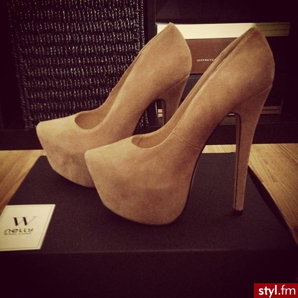 Szpilki Buty Moda