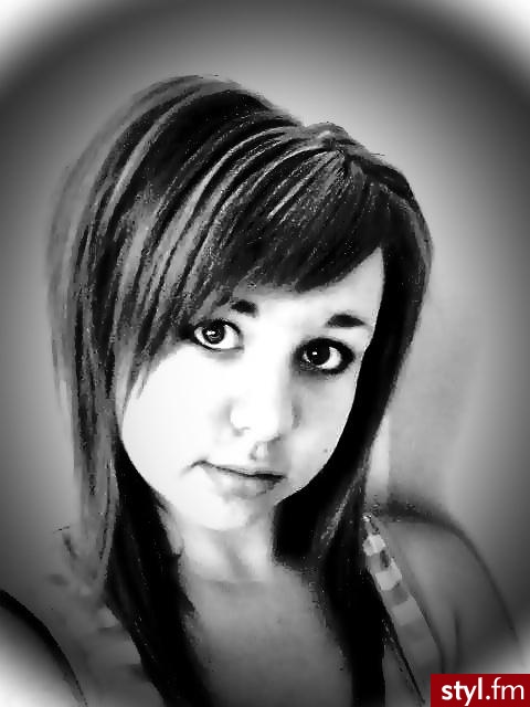 moja new fryzurka;P - Średnie Fryzury