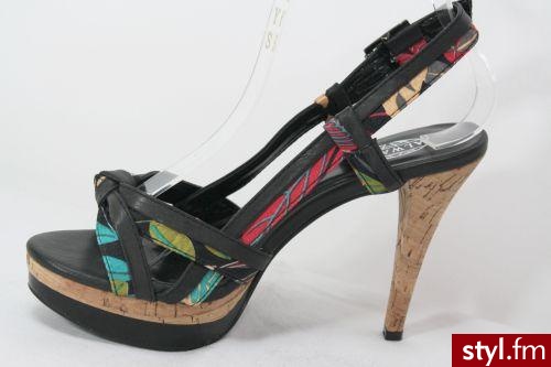 Pozostałe Buty Moda