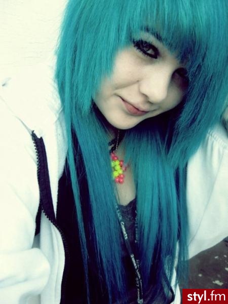 scene <33 - Blond EMO Alternatywne Długie Fryzury