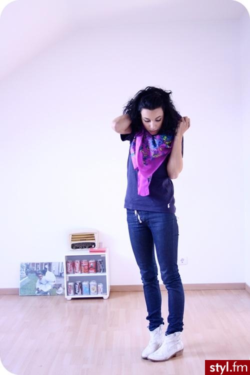 Jeżeli zdjęcie znajduje się już w galerii poproszę o link - Moda uliczna Inne Moda