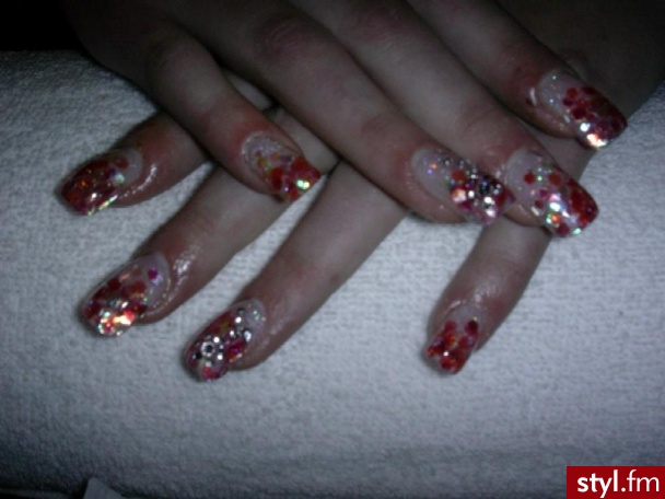 Autor: kociczka84 moje pierwsze hologramy. Autor: <b>kociczka84</b><br /> - Paznokcie