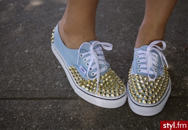 cos dla wielbicieli  firmy Vans - Trampki Buty Moda