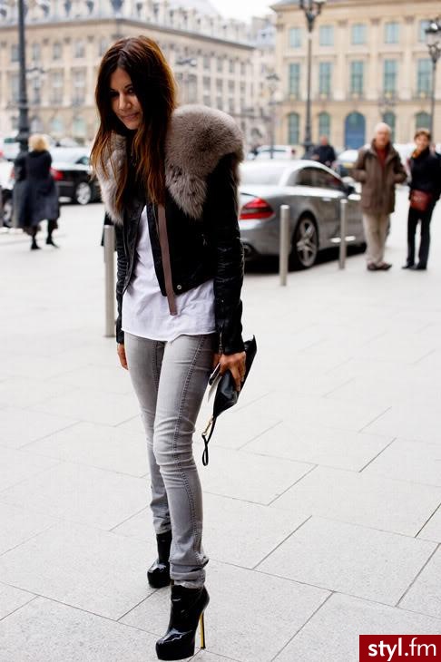 Jeżeli zdjęcie znajduje się już w galerii poproszę o link - Moda uliczna Inne Moda