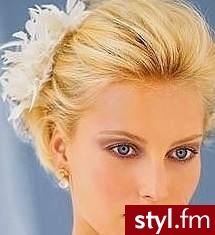 fryzury wieczorowe sylwestrowe. Fryzury ślubne, wieczorowe. fryzury wieczorowe sylwestrowe - Internetowy Katalog Fryzur IKF.com.pl, propozycje fryzur na każdą okazję np. najmodniejsze fryzury - Ślubne Średnie Fryzury