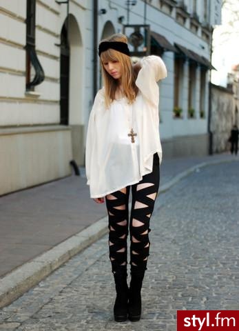 Jeżeli zdjęcie znajduje się już w galerii poproszę o link - Moda uliczna Inne Moda