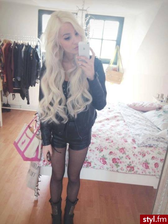 Blond Rozpuszczone Kręcone Na co dzień Długie Fryzury