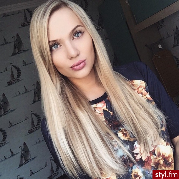 Blond Rozpuszczone Proste Na co dzień Długie Fryzury