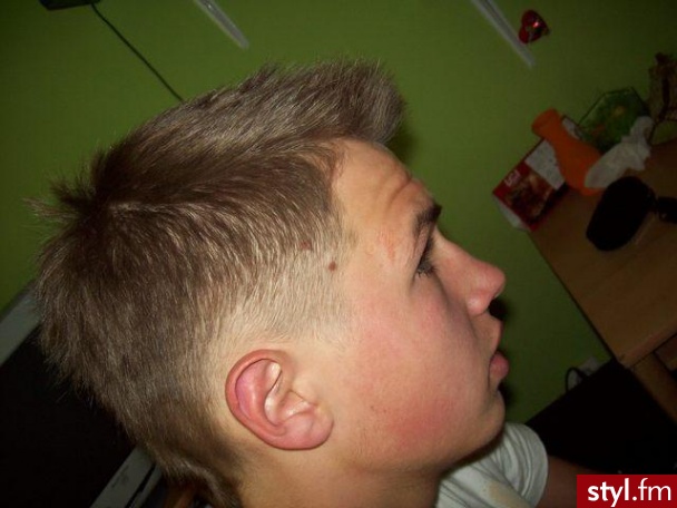 Średnie Męskie Fryzury