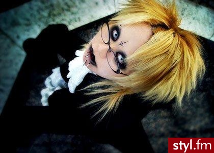 Kyo. Uwielbiam ta fotke Kyo - Średnie Fryzury