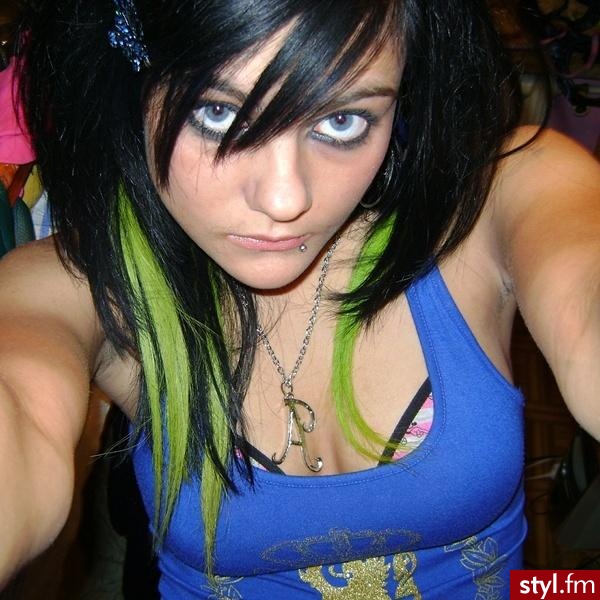 EMO Alternatywne Średnie Fryzury