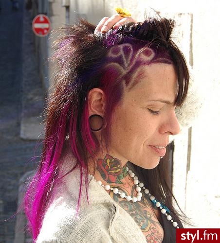 Średnie Fryzury