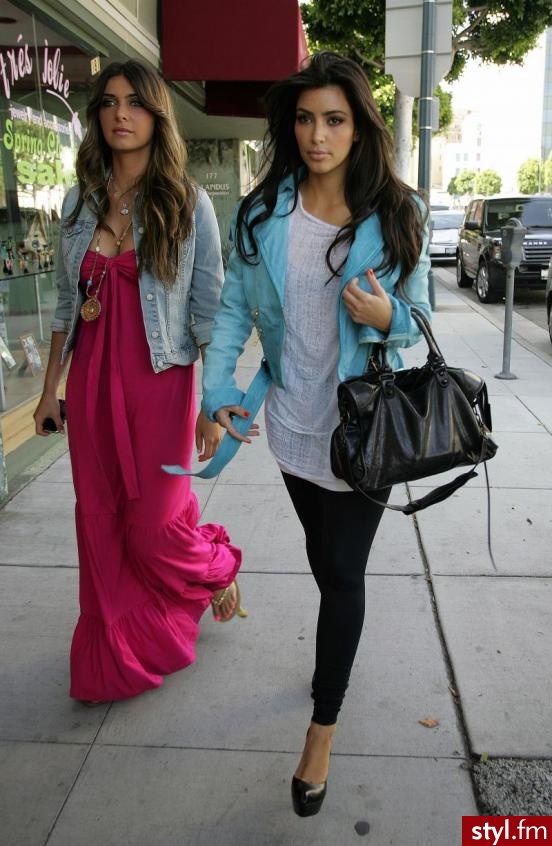 Kim Kardashian i Brittny Gastineau - Moda uliczna Inne Moda