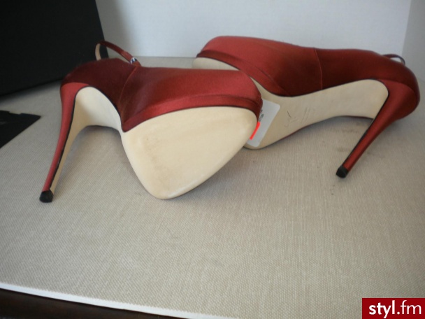 Szpilki Buty Moda