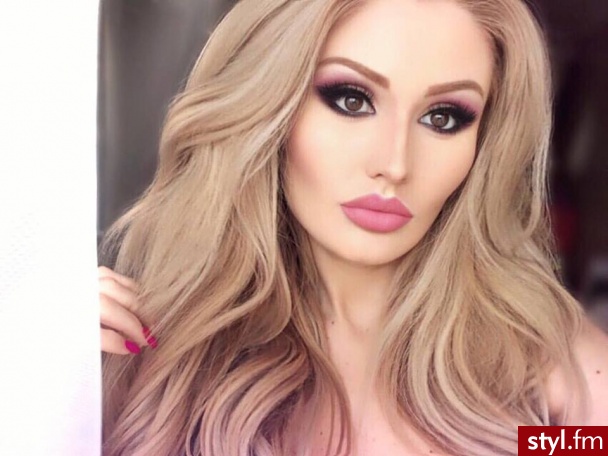 Blond Rozpuszczone Kręcone Na co dzień Długie Fryzury