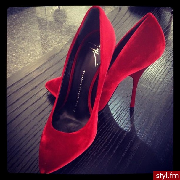 Szpilki Buty Moda