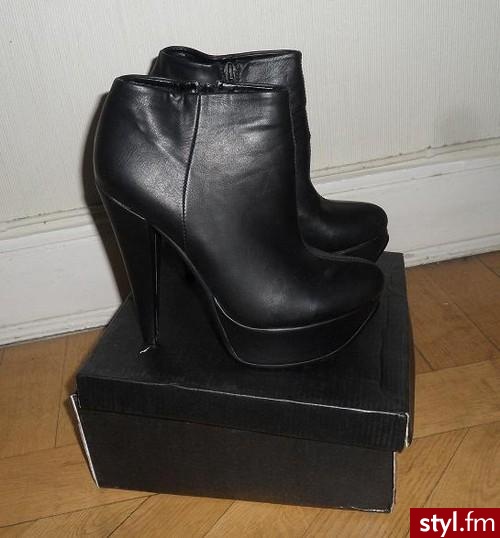Pozostałe Buty Moda