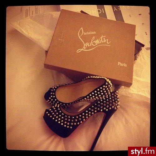 Szpilki Buty Moda
