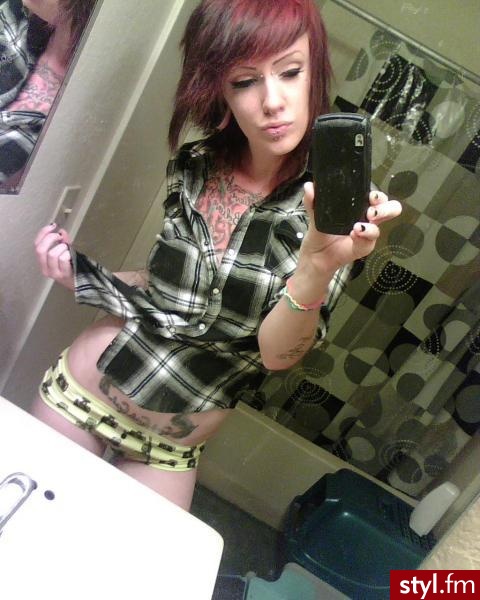 Średnie Fryzury