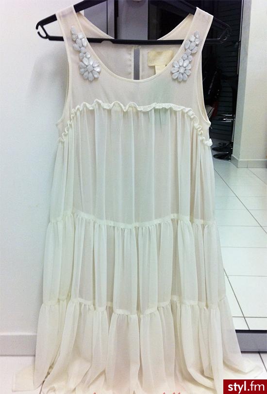 Sukienki Moda