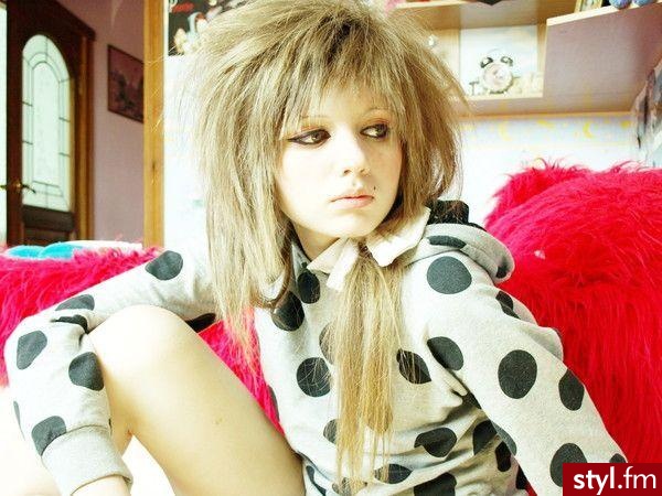 Eli Cupcake - EMO Alternatywne Średnie Fryzury