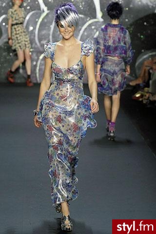 sukienka. Anna Sui
Jeżeli już jest proszę o link - Pozostałe Ciuchy Moda