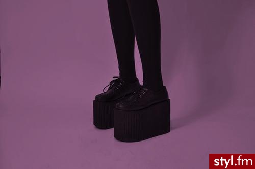 Pozostałe Buty Moda
