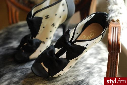Pozostałe Buty Moda