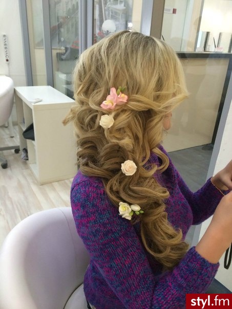 Blond Upięcie Kręcone Ślubne Długie Fryzury