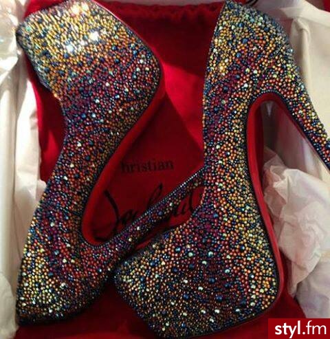Szpilki Buty Moda