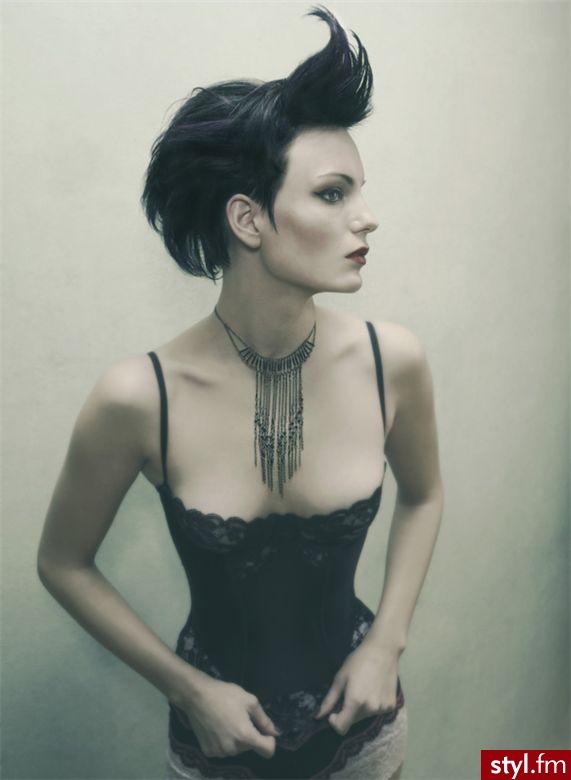 y - Krótkie Fryzury