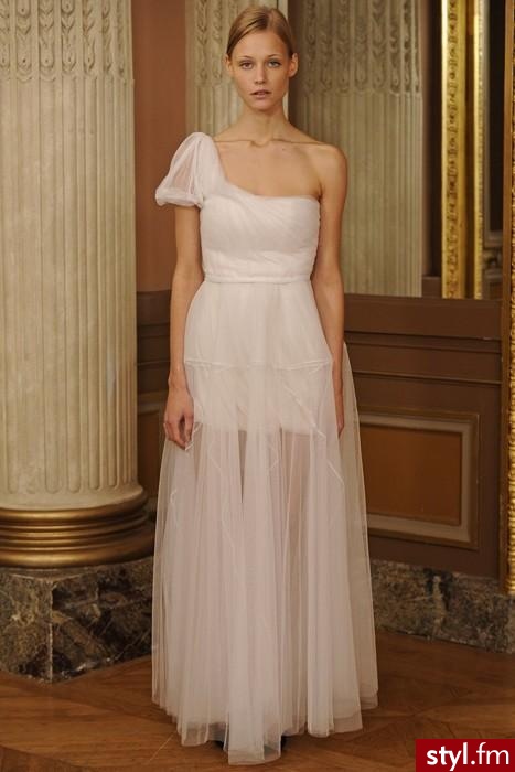 Sukienki Moda