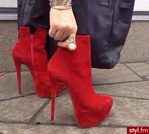 Szpilki Buty Moda