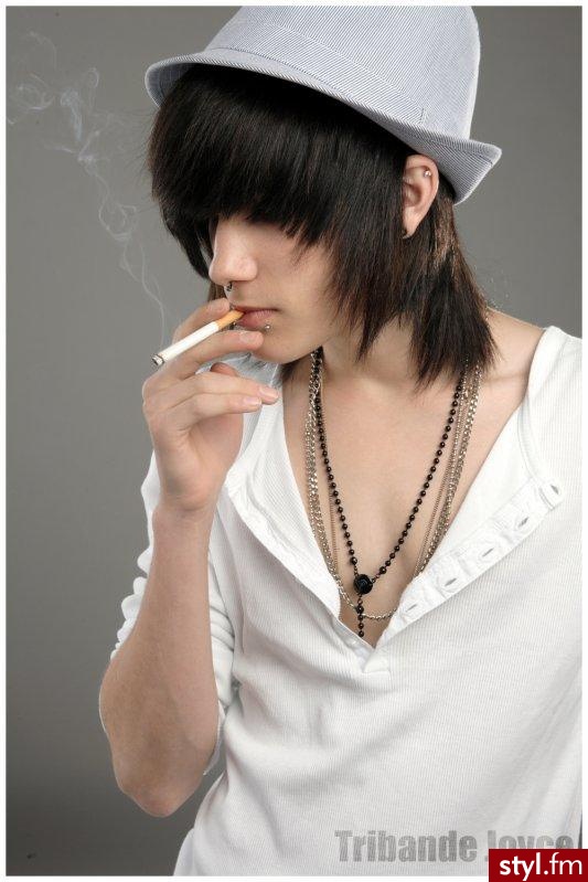 EMO Alternatywne Średnie Fryzury