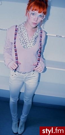 jak jest juz w galerii daj link usune:) - Moda uliczna Inne Moda